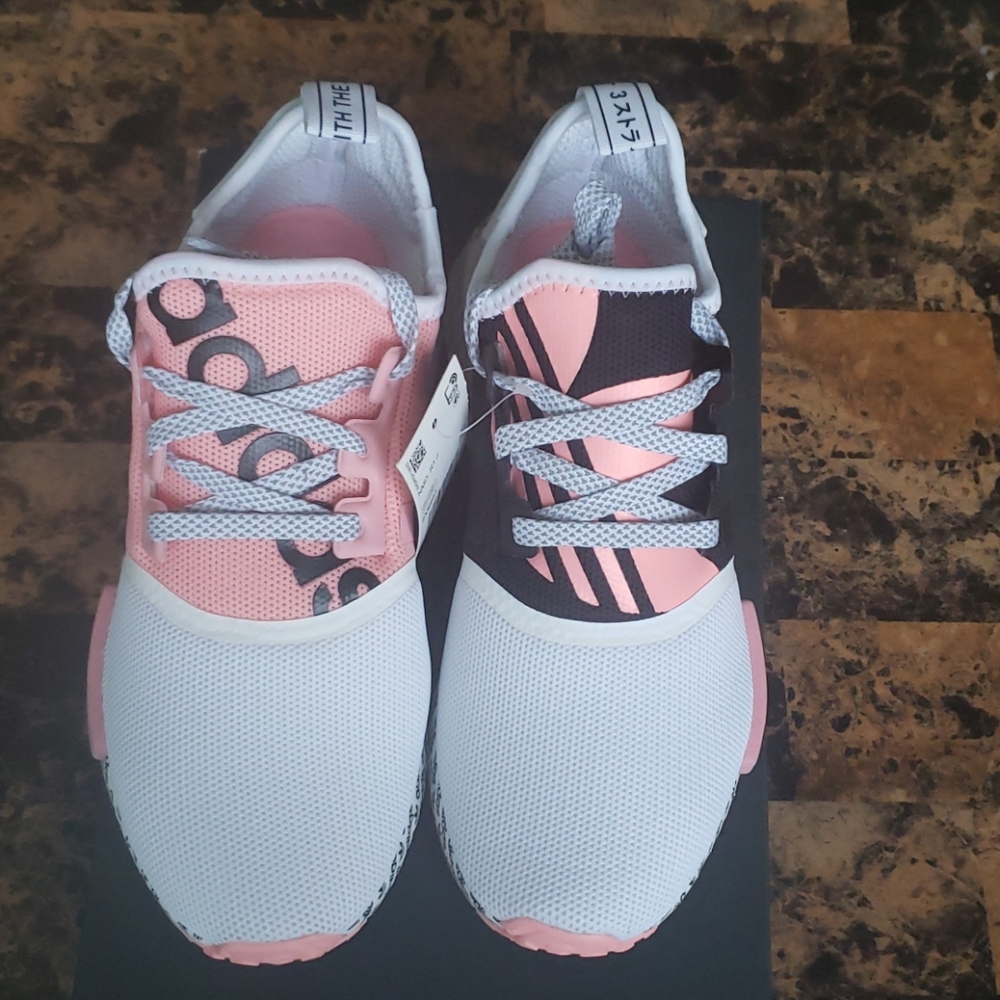 Rare Adidas NMD R1 White/Pink/Black NWT - Picture 2 of 16